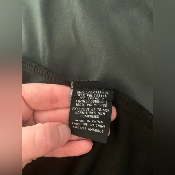 Le Chateau Dress. Back zip. Nice stretch. - Picture 5 of 5